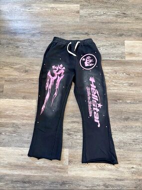 Hellstar sweats size large Paradise flare (unisex)